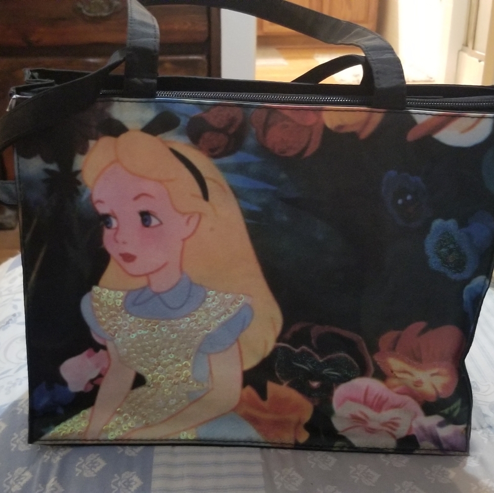 Vintage Disney Alice in Wonderland purse